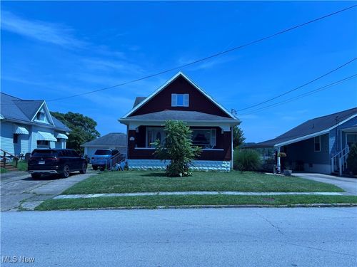 840 Fairview Ave, Parkersburg, WV, 26101-3823 | Card Image