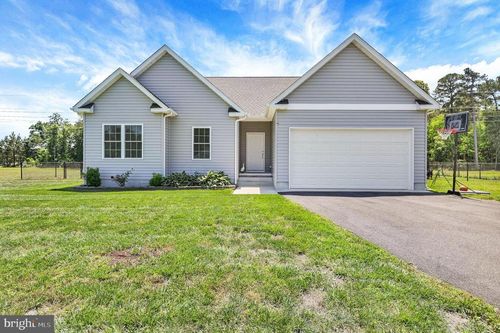 22571 Heritage Ln, Lincoln, DE, 19960-4060 | Card Image