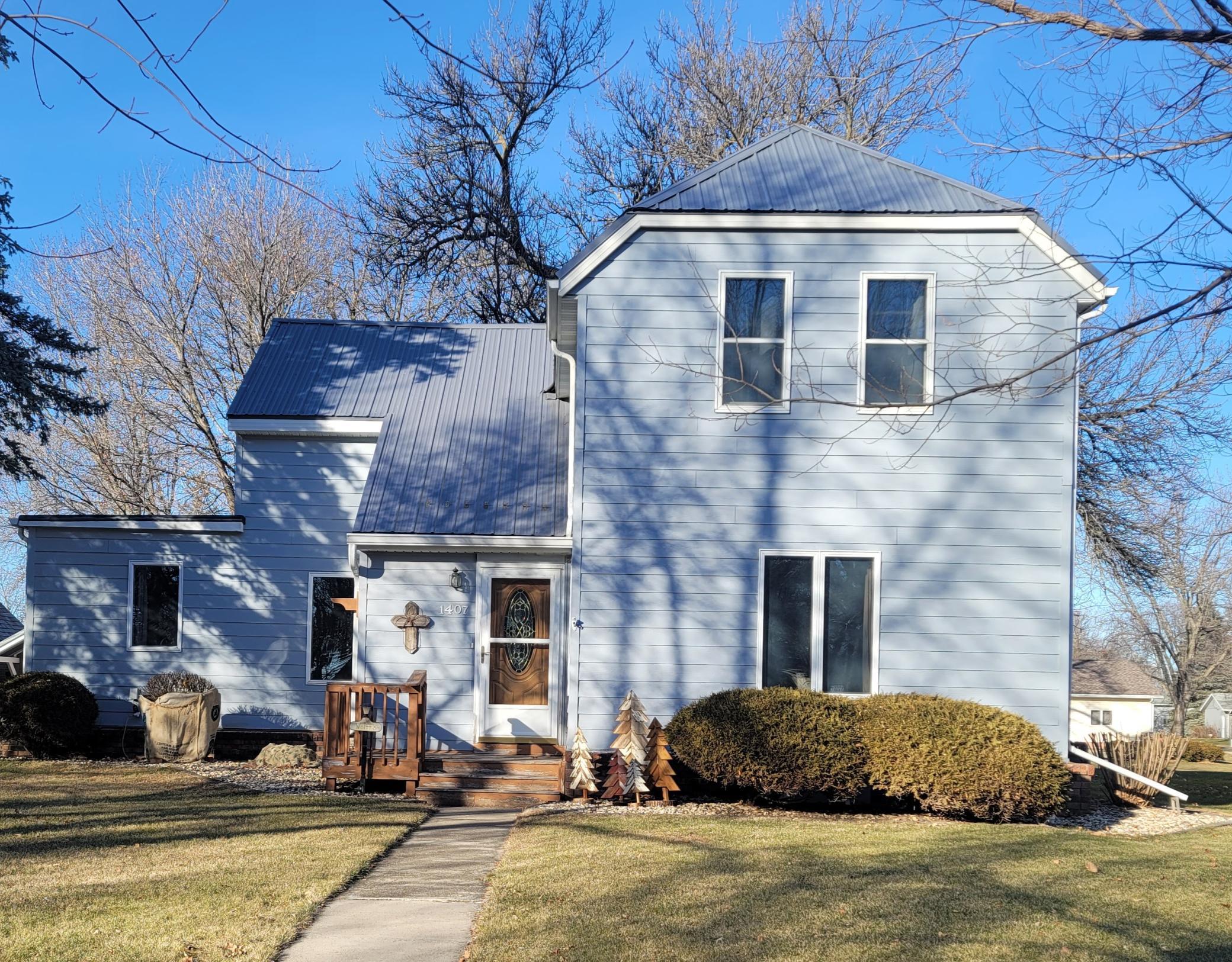 3rd Ave, Mountain Lake, MN 56159