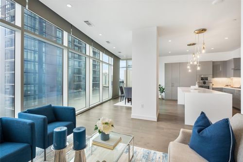 unit-1704-4521 San Felipe St, Houston, TX, 77027-3390 | Card Image