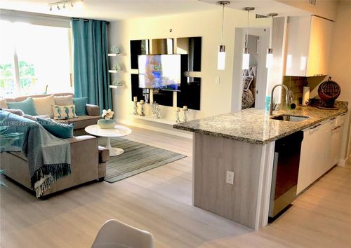 1405-19999 E Country Club Dr, Aventura, FL, 33180-3081 | Card Image