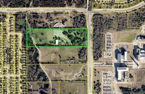 7225 University Hills Boulevard, Dallas, TX, 75241 | Card Image