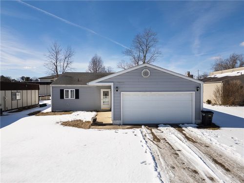 3826 Sonny Ln, Danville, IL, 61832-1121 | Card Image