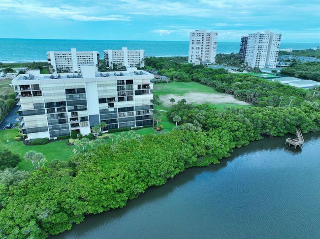 APT-504 - 5059 N Highway A1a, Condo with 2 bedrooms, 2 bathrooms and null parking in Hutchinson Island FL | Image 74