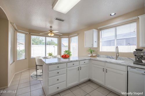 10622 W Mohawk Ln, Peoria, AZ, 85382-2244 | Card Image