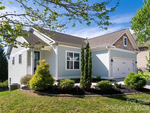 17 Dreambird Dr, Leicester, NC, 28748-0139 | Card Image