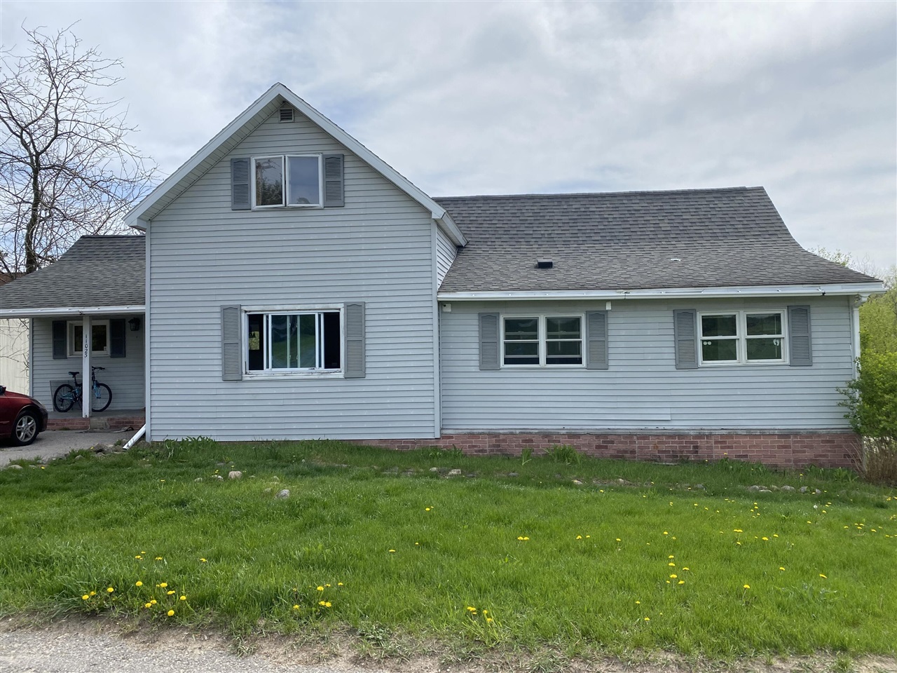 43 Rd, Cadillac, MI 49601