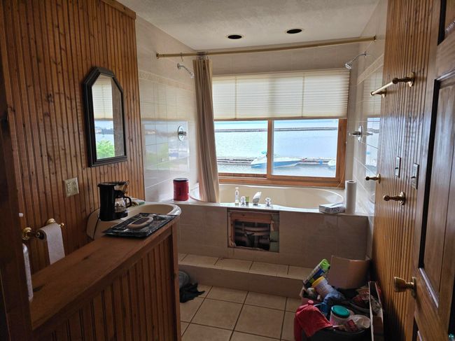 809 Main St, Home with 2 bedrooms, 2 bathrooms and null parking in LA POINTE WI | Image 10