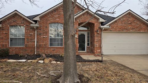 16 Mary Lou Ct, Mansfield, TX, 76063-3756 | Card Image