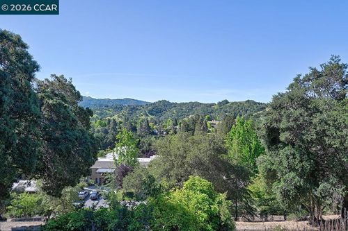 2-2549 Golden Rain Rd, Walnut Creek, CA, 94595 | Card Image