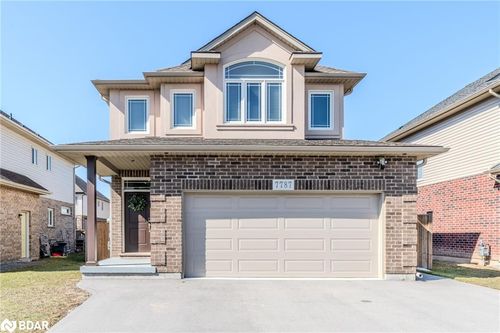 7787 Hanniwell St, Niagara Falls, ON, L2G0H5 | Card Image