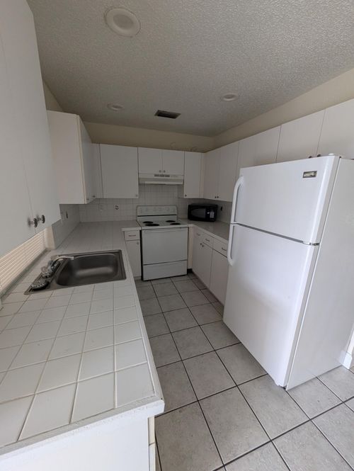 1388-1382 Birkdale Dr, Wellington, FL, 33414-5863 | Card Image