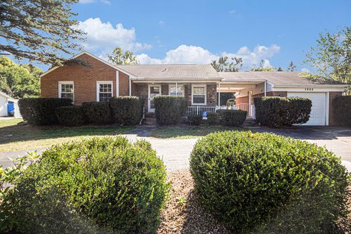 1046 Huron River Dr, Van Buren Twp, MI, 48111-2837 | Card Image