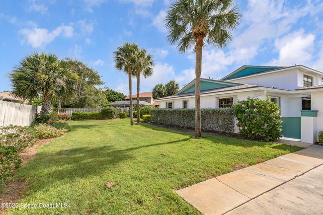61 - 290 Paradise Blvd, Townhouse with 2 bedrooms, 2 bathrooms and null parking in Indialantic FL | Image 4