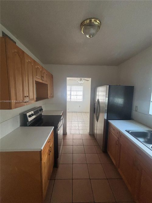 15813-15813 Nw 38th Pl, Miami Gardens, FL, 33054-6731 | Card Image