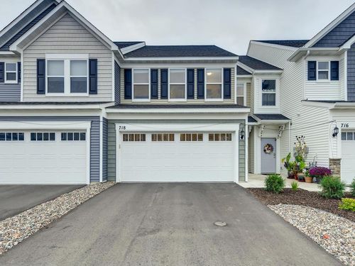 718 Maggie Way, Chanhassen, MN, 55317-3300 | Card Image
