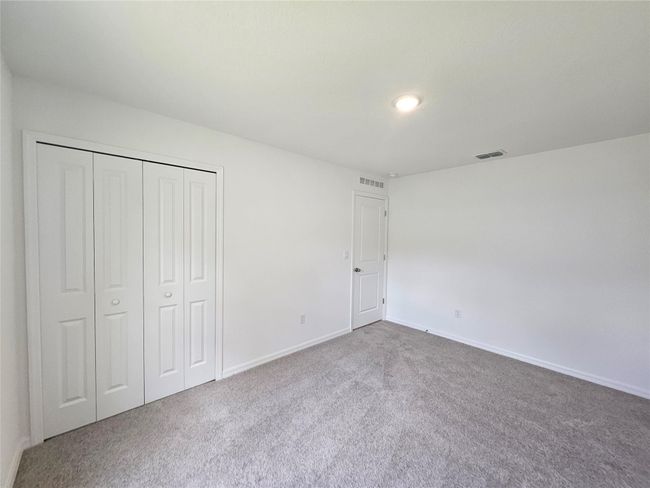 8076 98 Th Ct, House other with 4 bedrooms, 2 bathrooms and null parking in Vero Beach FL | Image 16