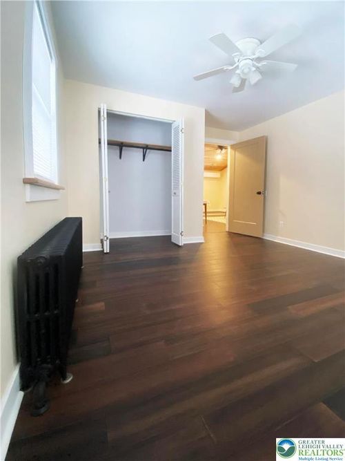 1978 Leithsville Rd, Hellertown, PA, 18055-2511 | Card Image