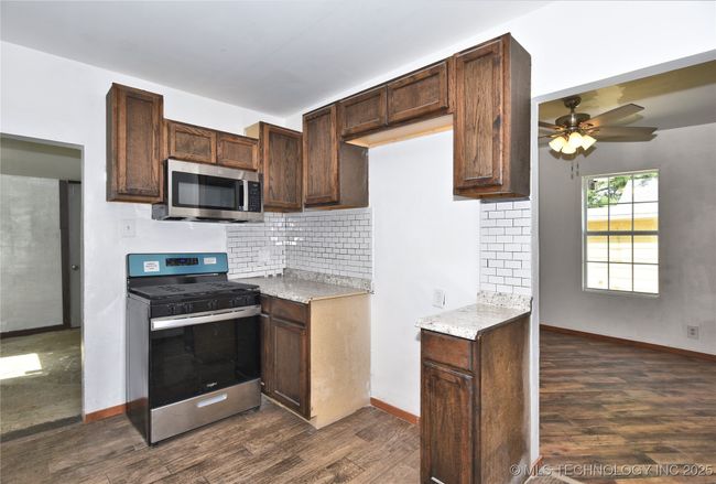 12 E Mill Ave, House other with 2 bedrooms, 2 bathrooms and null parking in Sapulpa OK | Image 10
