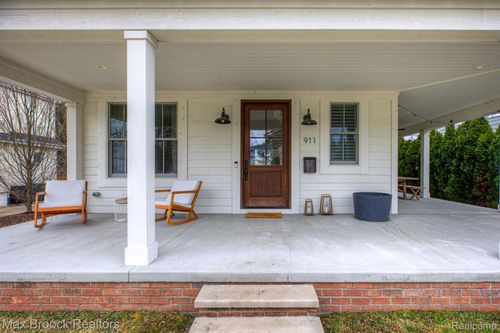 911 S Bates St, Birmingham, MI, 48009-1974 | Card Image