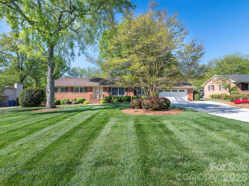 104 Allen St, Belmont, NC, 28012-9521 | Card Image