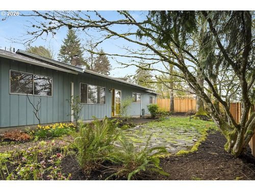 6420 Caldwell Rd, Gladstone, OR, 97027-1538 | Card Image