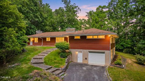 253 Indian Trl, Bristol, TN, 37620-3552 | Card Image