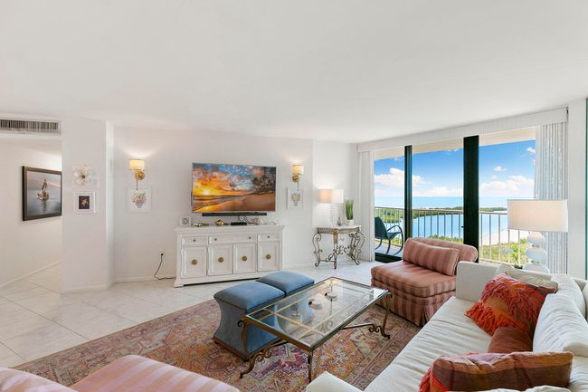 APT-1208 - 440 Seaview Ct, Condo with 2 bedrooms, 2 bathrooms and null parking in MARCO ISLAND FL | Image 7
