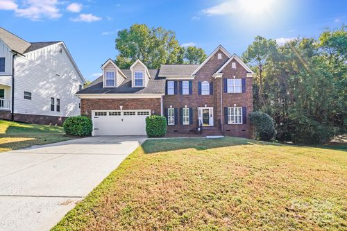 10437 Rougemont Ln, Charlotte, NC, 28277-2358 | Card Image