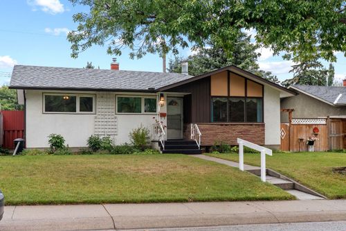 31 Foster Rd Se, Calgary, AB, T2H0V9 | Card Image