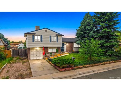 1581 S Fairplay Way, Aurora, CO, 80012-5724 | Card Image