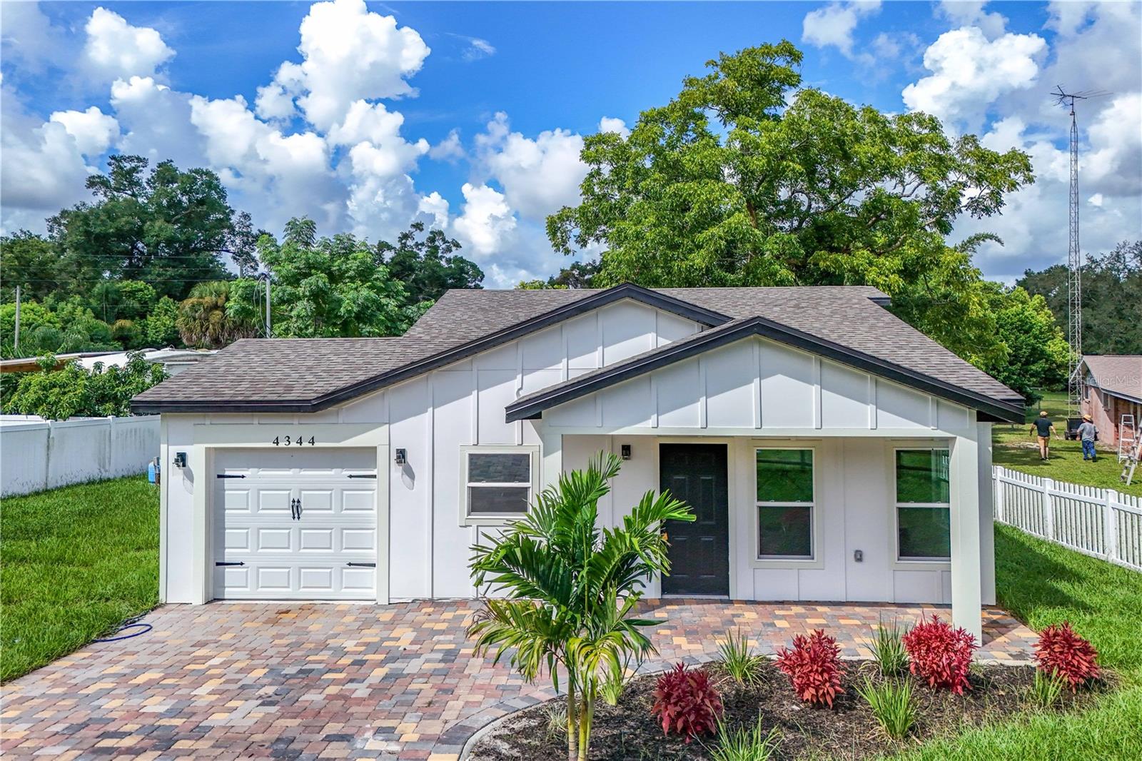 Orange Blossom Trl, Mount Dora, FL 32757