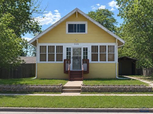 709 Farlow Ave, Rapid City, SD, 57701-1114 | Card Image