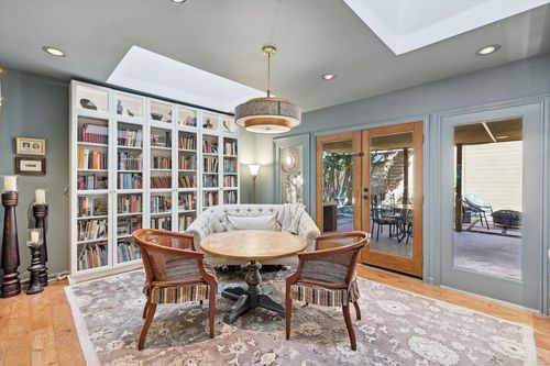 1212 Pennsylvania Dr, Denton, TX, 76205-8058 | Card Image