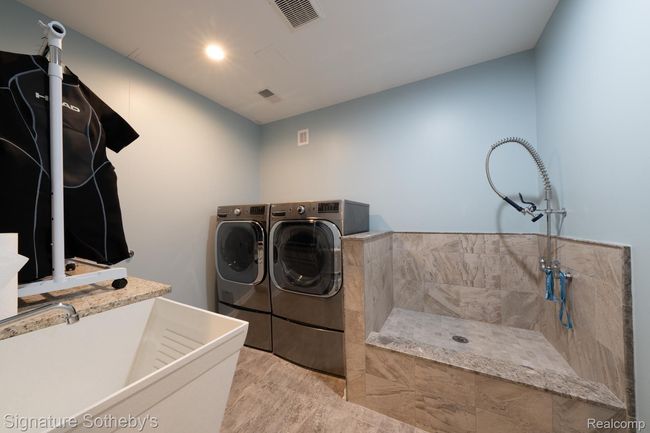 5001 Forest Valley Dr, House other with 6 bedrooms, 8 bathrooms and null parking in Clarkston MI | Image 63