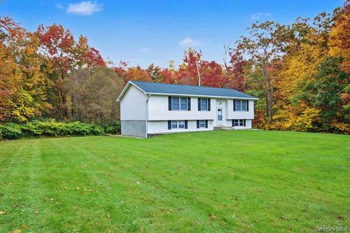 122 Pudding Street, Putnam Valley, NY, 10579 | Card Image