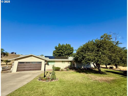 1317 Sw Vita Ct, Pendleton, OR, 97801-4027 | Card Image