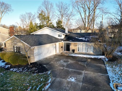 3675 Archwood Drive, Rocky River, OH, 44116 | Card Image