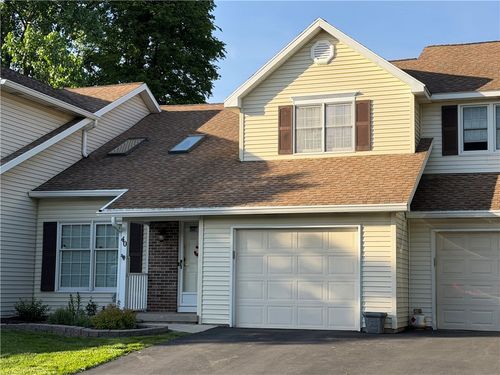 40 Sleepy Hollow, Chili, NY, 14624 | Card Image