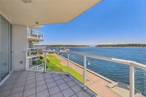 311-150 Promenade Dr, Nanaimo, BC, V9R6M6 | Card Image