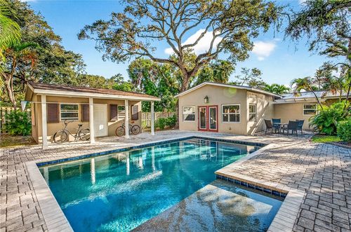 3825 Mockingbird Dr, Vero Beach, FL, 32963-1519 | Card Image