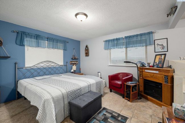 73805 N Demoss Rd, Home with 3 bedrooms, 3 bathrooms and null parking in Benton City WA | Image 30