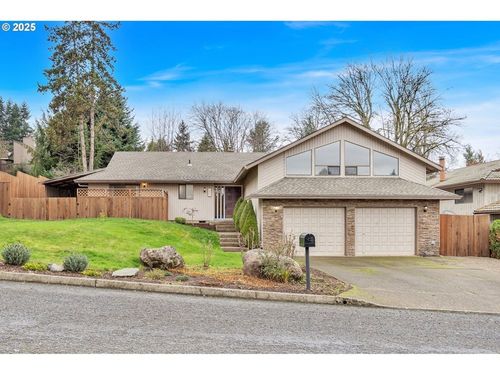 16981 Stanhelma Dr, Gladstone, OR, 97027-1226 | Card Image