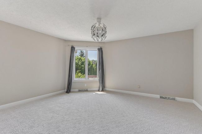1601 Cedar Bend, House other with 5 bedrooms, 4 bathrooms and null parking in Hartland WI | Image 59