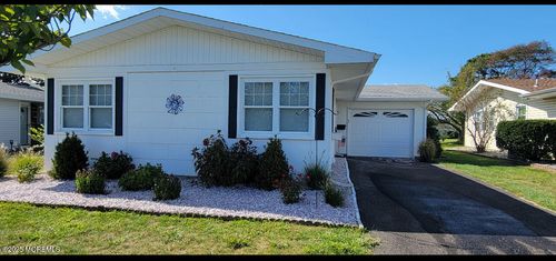 20 Lamb Rd, Brick, NJ, 08724-1936 | Card Image