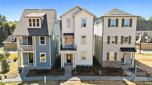 425 Delburg Mill Aly, Davidson, NC, 28036-7117 | Card Image