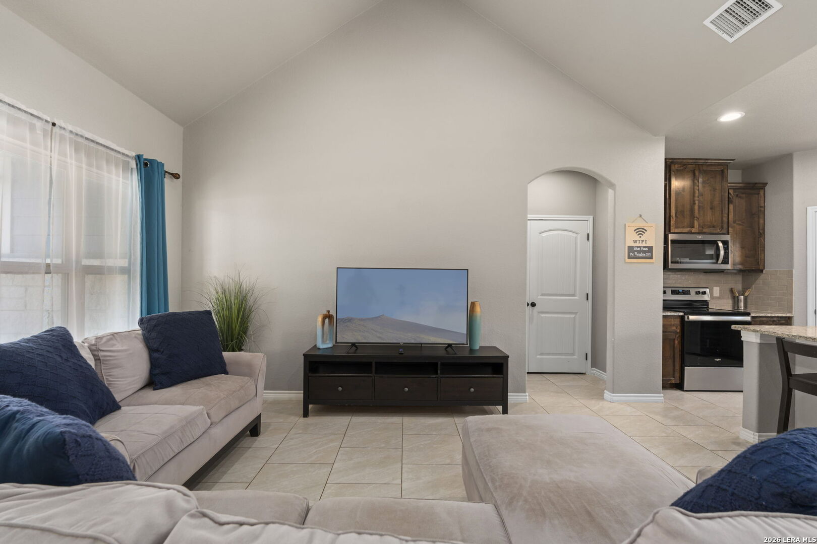 Residential Lease in Canyon Lake 5