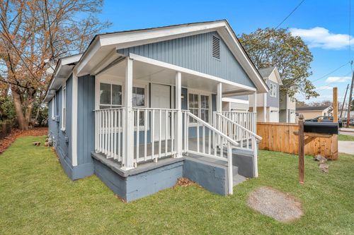 1984 Hugo Ave, North Charleston, SC, 29405-8151 | Card Image