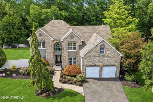 48 Vardon Way, Farmingdale, NJ, 07727-3954 | Card Image