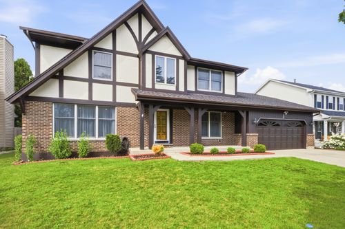 356 Yorkshire Dr, Mundelein, IL, 60060-4512 | Card Image